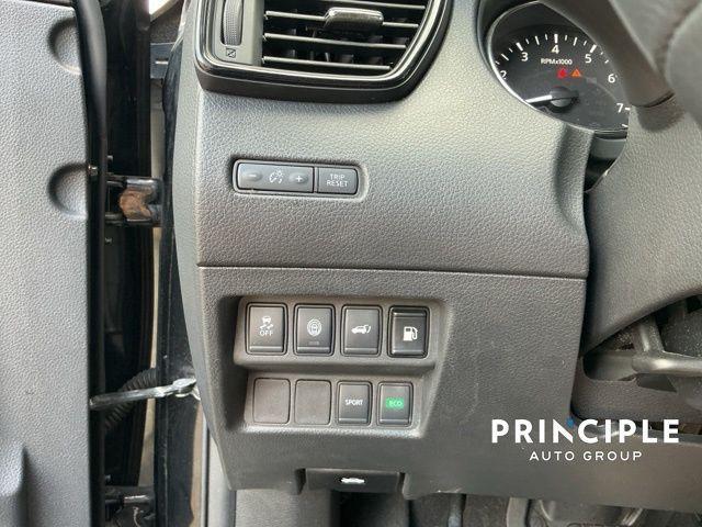 used 2019 Nissan Rogue car, priced at $10,962