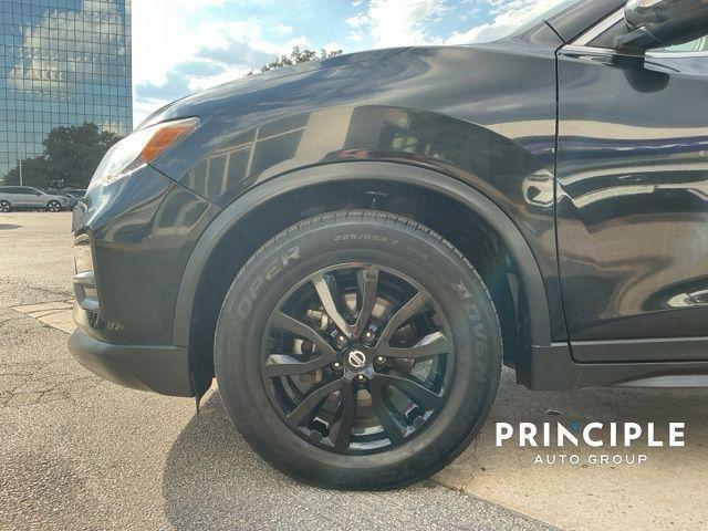 used 2019 Nissan Rogue car, priced at $10,962