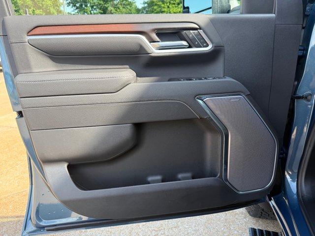 new 2025 GMC Sierra 2500 car