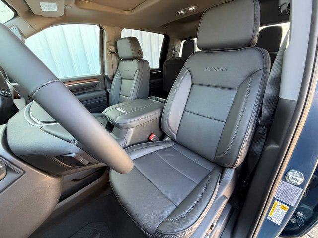 new 2025 GMC Sierra 2500 car