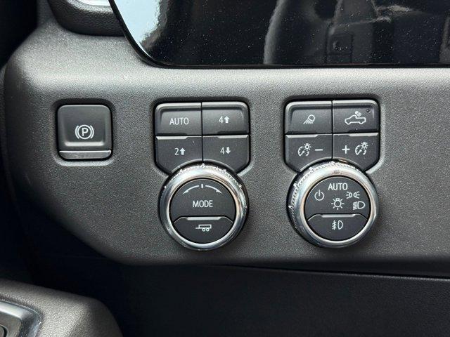 new 2025 GMC Sierra 1500 car, priced at $63,274