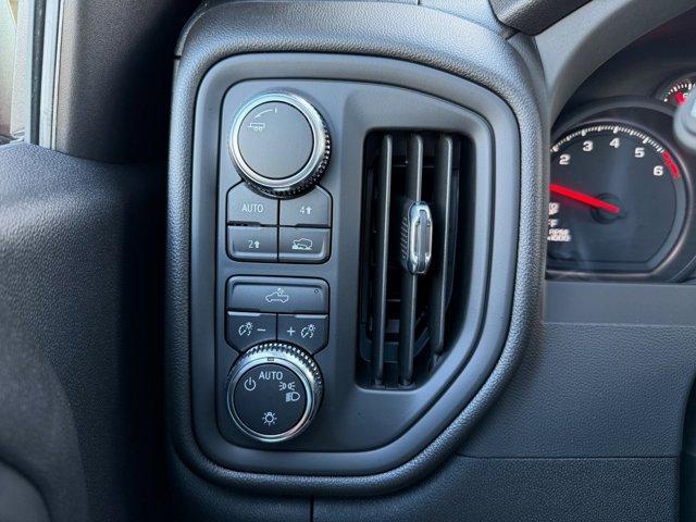 new 2025 GMC Sierra 1500 car, priced at $46,768