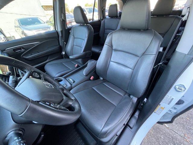 used 2022 Honda Pilot car, priced at $31,750