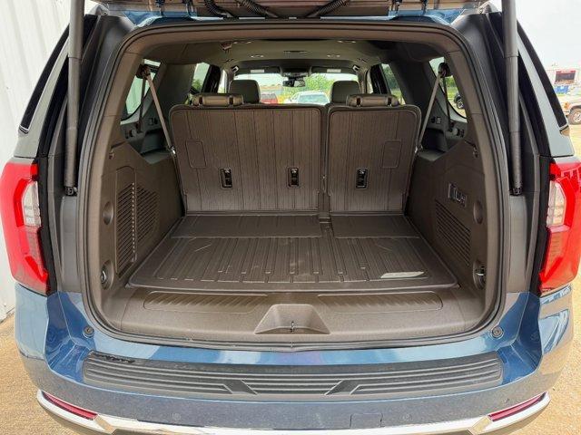 new 2025 GMC Yukon XL car, priced at $77,105