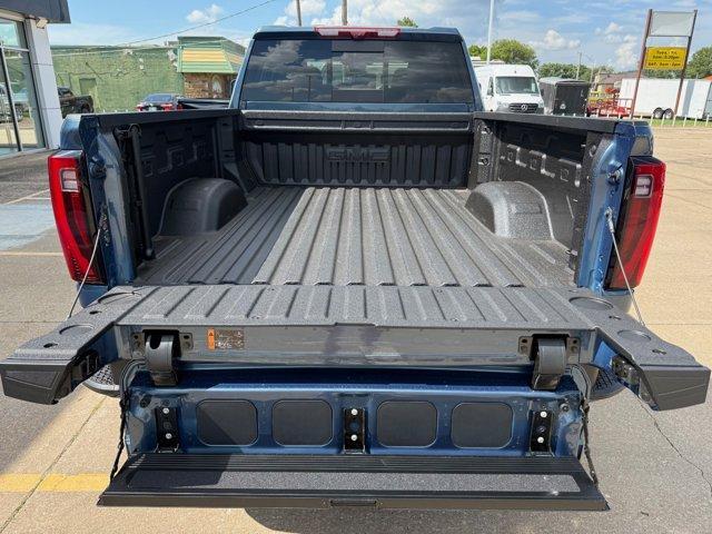 new 2025 GMC Sierra 2500 car, priced at $87,500