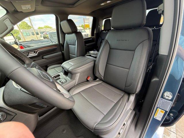 new 2025 GMC Sierra 2500 car, priced at $87,500