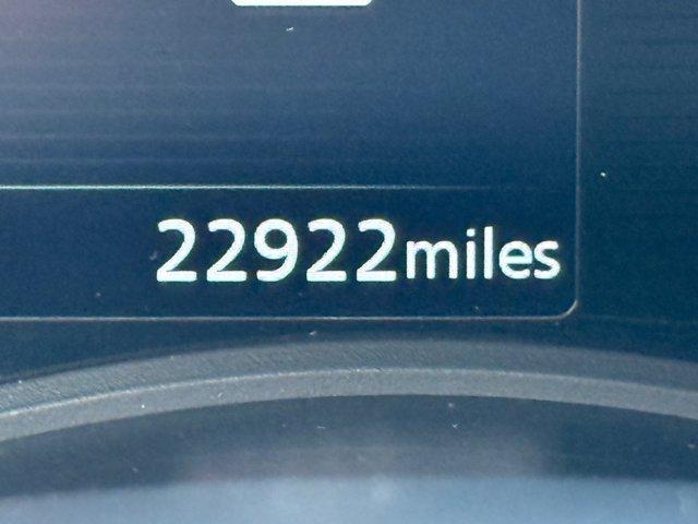 used 2023 Nissan Kicks car