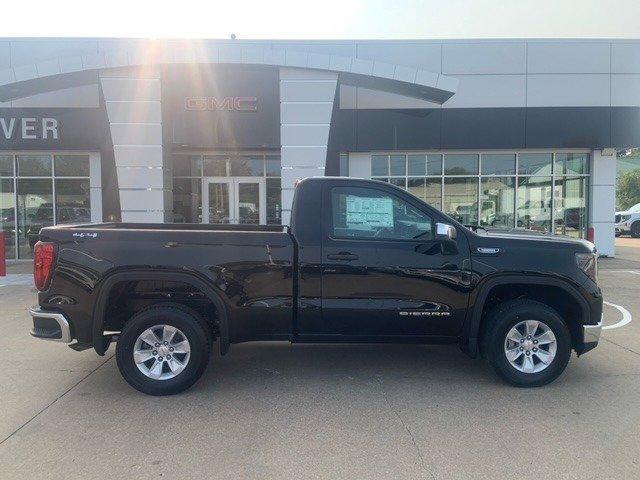 new 2024 GMC Sierra 1500 car, priced at $46,885