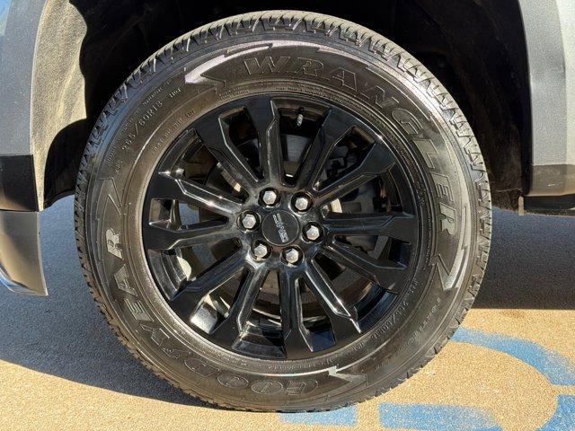 used 2022 GMC Canyon car, priced at $30,750