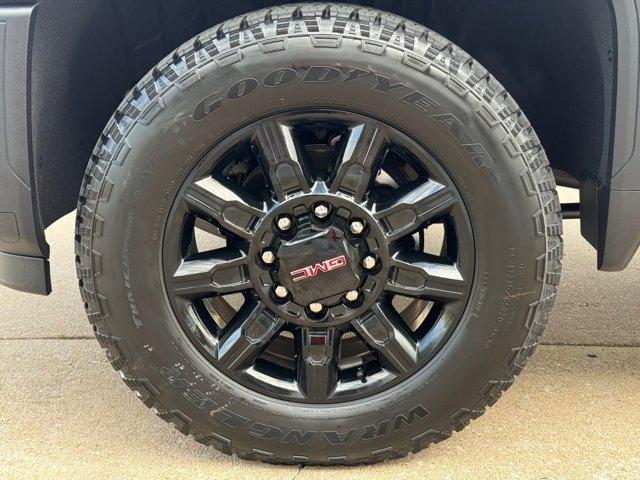 new 2026 GMC Sierra 2500 car, priced at $78,315
