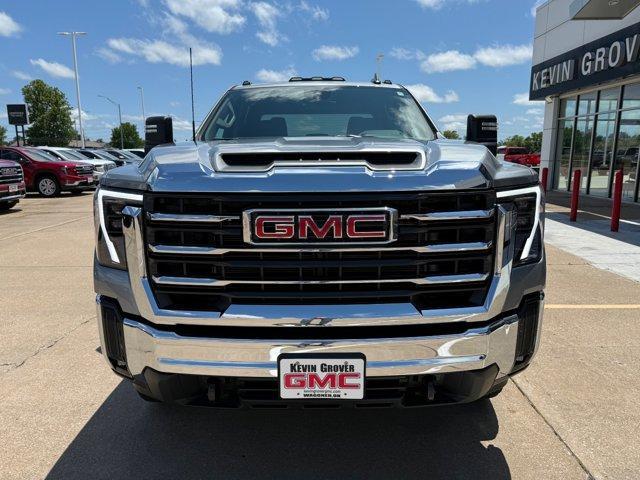 new 2025 GMC Sierra 2500 car, priced at $61,630