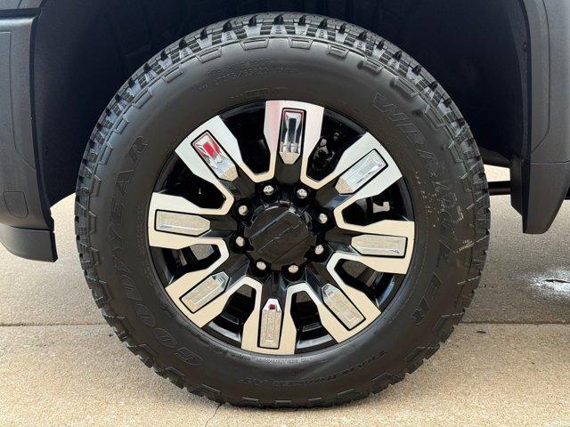 new 2026 GMC Sierra 2500 car, priced at $75,405