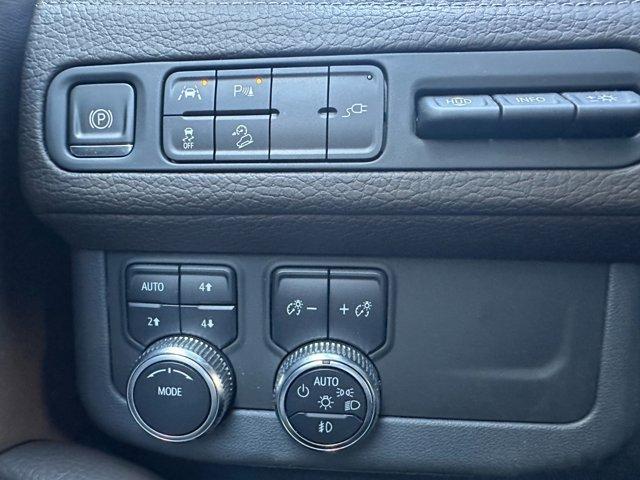 used 2021 GMC Yukon XL car, priced at $49,985