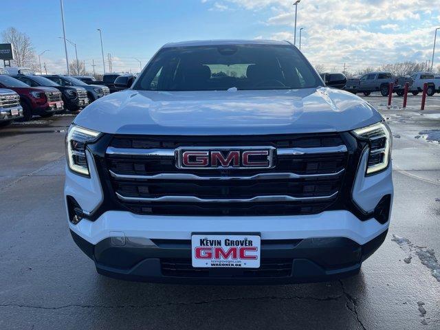 new 2025 GMC Terrain car, priced at $33,435