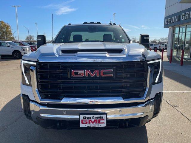 new 2025 GMC Sierra 3500 car, priced at $56,350