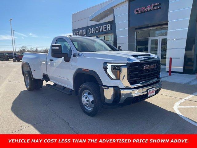 new 2025 GMC Sierra 3500 car, priced at $56,350