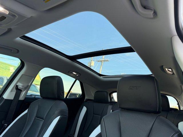 used 2024 Buick Envision car, priced at $34,975