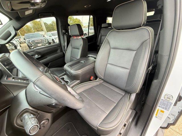 used 2024 GMC Yukon car