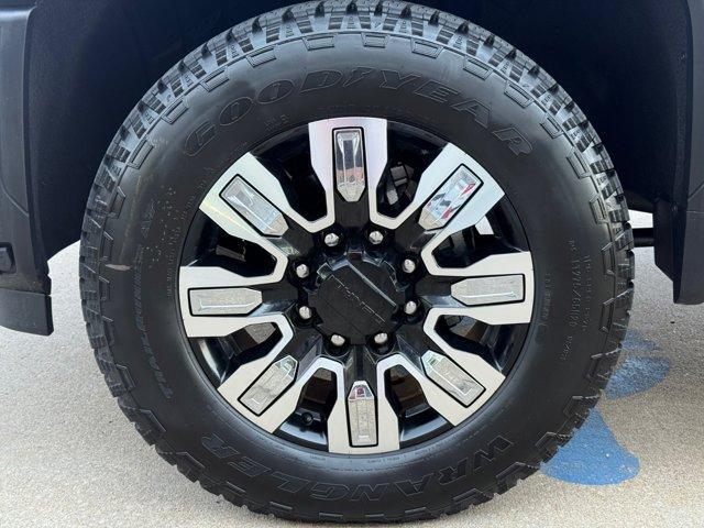 new 2025 GMC Sierra 2500 car, priced at $83,705