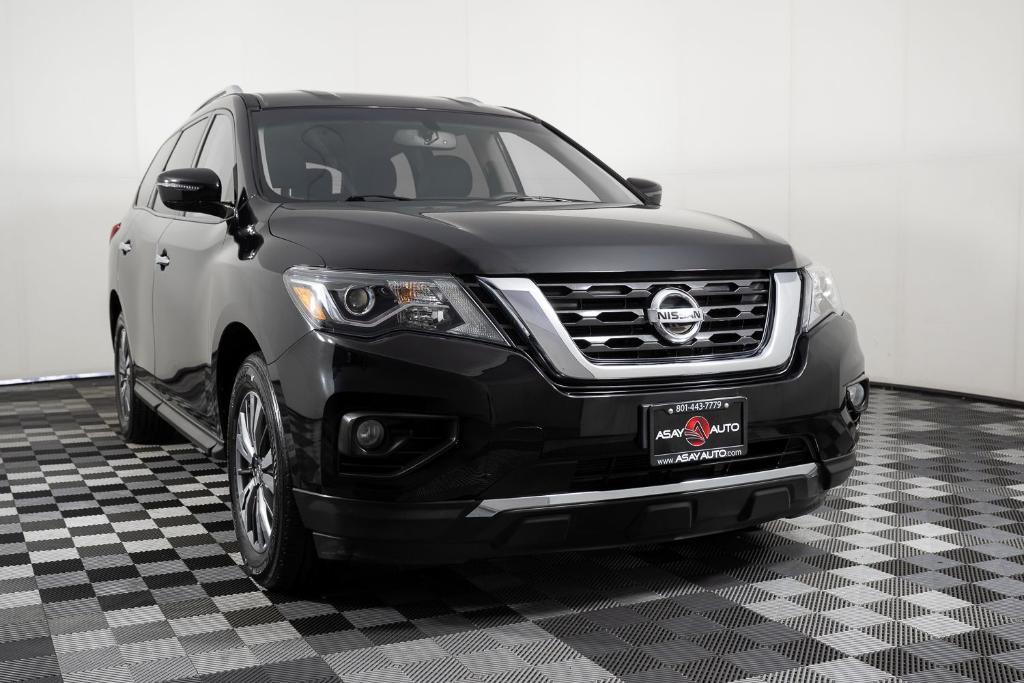 used 2017 Nissan Pathfinder car, priced at $15,495