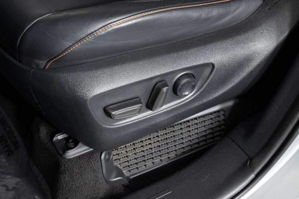 used 2022 Toyota Sienna car, priced at $40,995