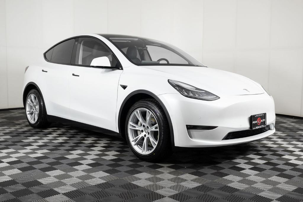 used 2021 Tesla Model Y car, priced at $30,995