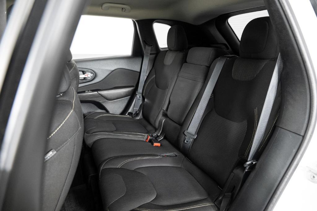 used 2016 Jeep Cherokee car, priced at $8,495