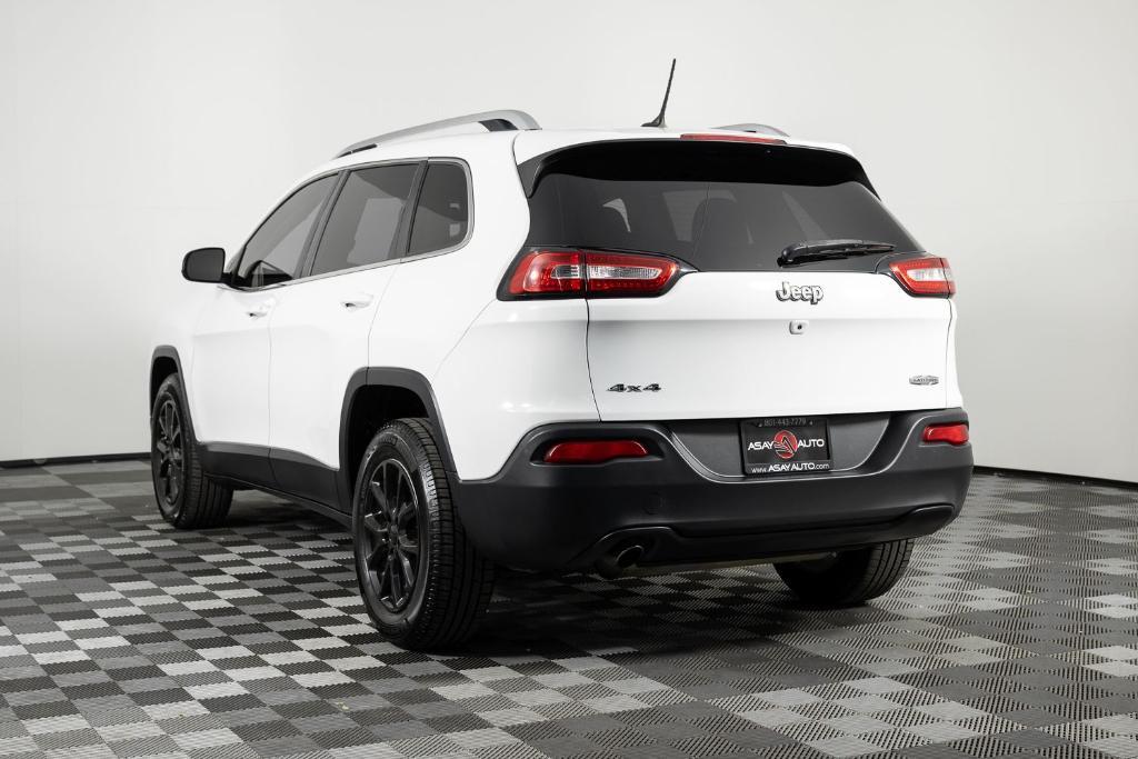 used 2016 Jeep Cherokee car, priced at $8,495