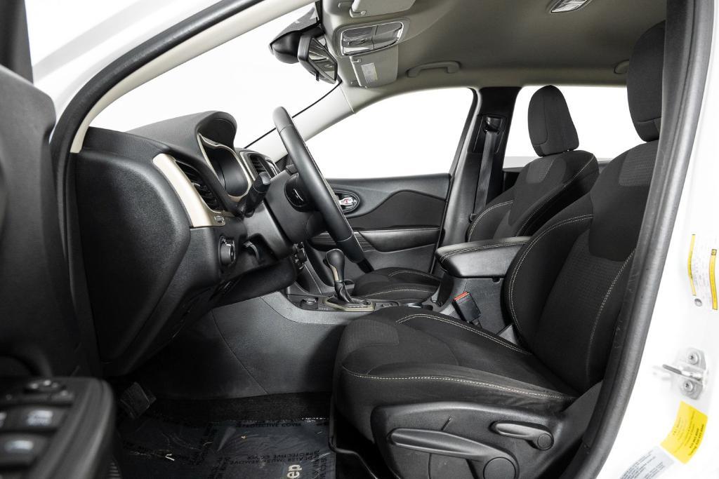 used 2016 Jeep Cherokee car, priced at $8,495