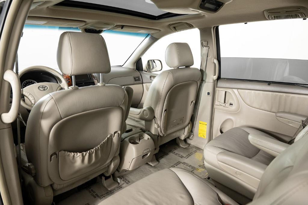 used 2004 Toyota Sienna car, priced at $3,995