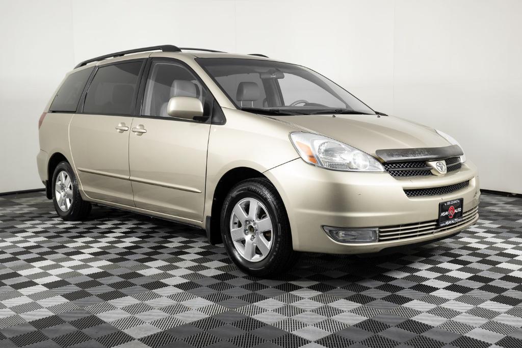 used 2004 Toyota Sienna car, priced at $3,995