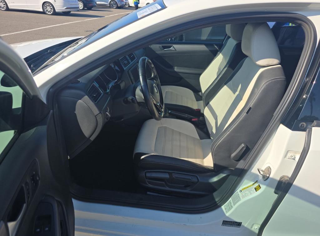 used 2016 Volkswagen Jetta car, priced at $10,495