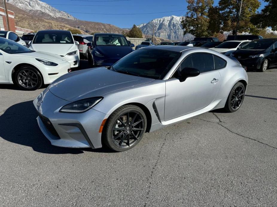 used 2023 Toyota GR86 car, priced at $29,995