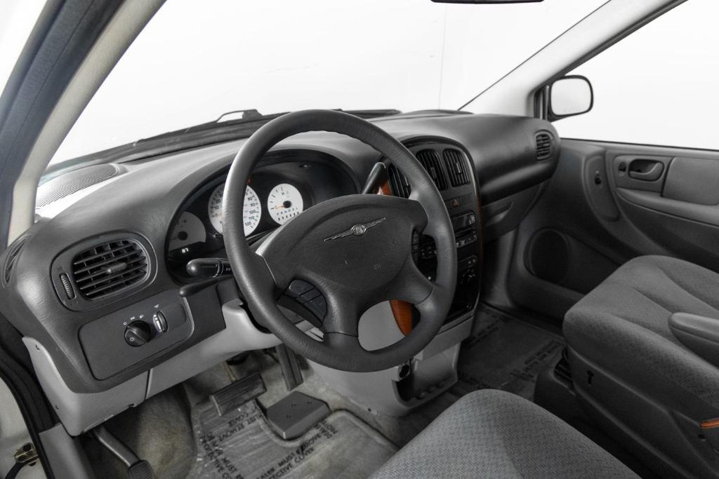 used 2006 Chrysler Town & Country car, priced at $3,995