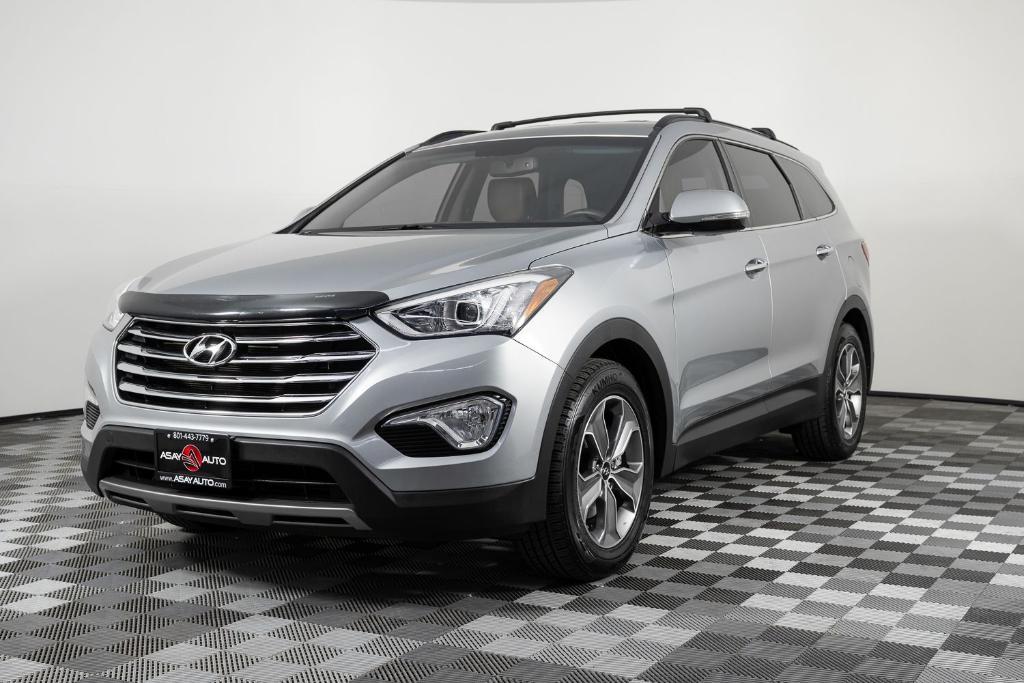 used 2014 Hyundai Santa Fe car, priced at $10,995