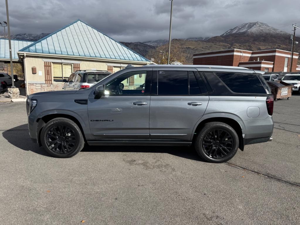 used 2022 GMC Yukon car