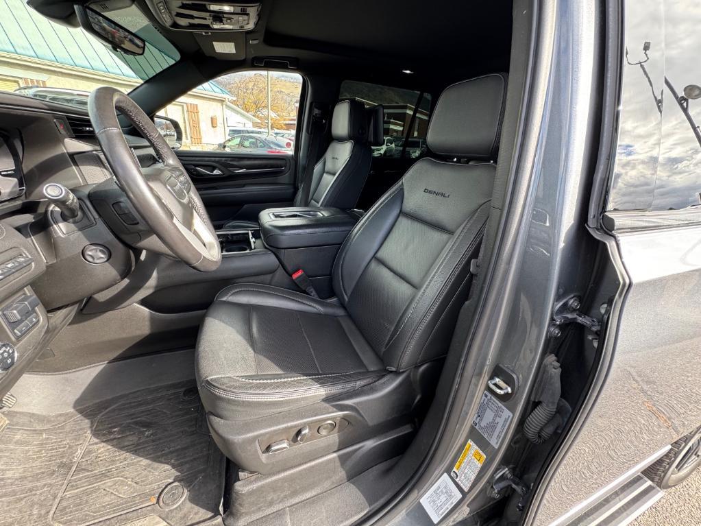 used 2022 GMC Yukon car