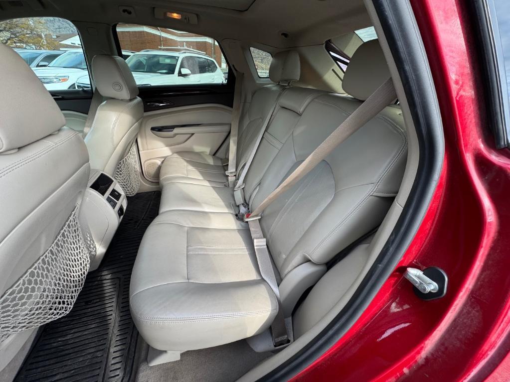 used 2013 Cadillac SRX car