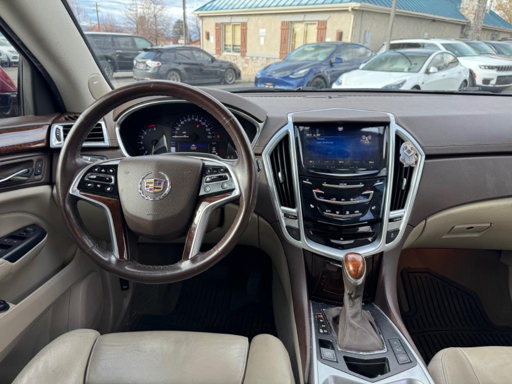 used 2013 Cadillac SRX car