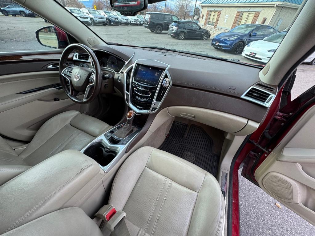 used 2013 Cadillac SRX car