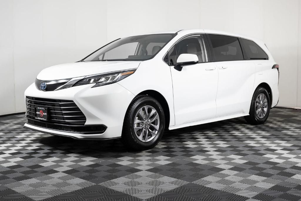 used 2022 Toyota Sienna car, priced at $35,495