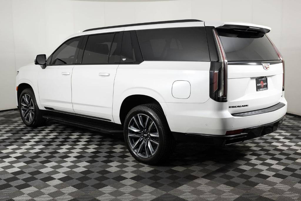 used 2021 Cadillac Escalade ESV car, priced at $72,995