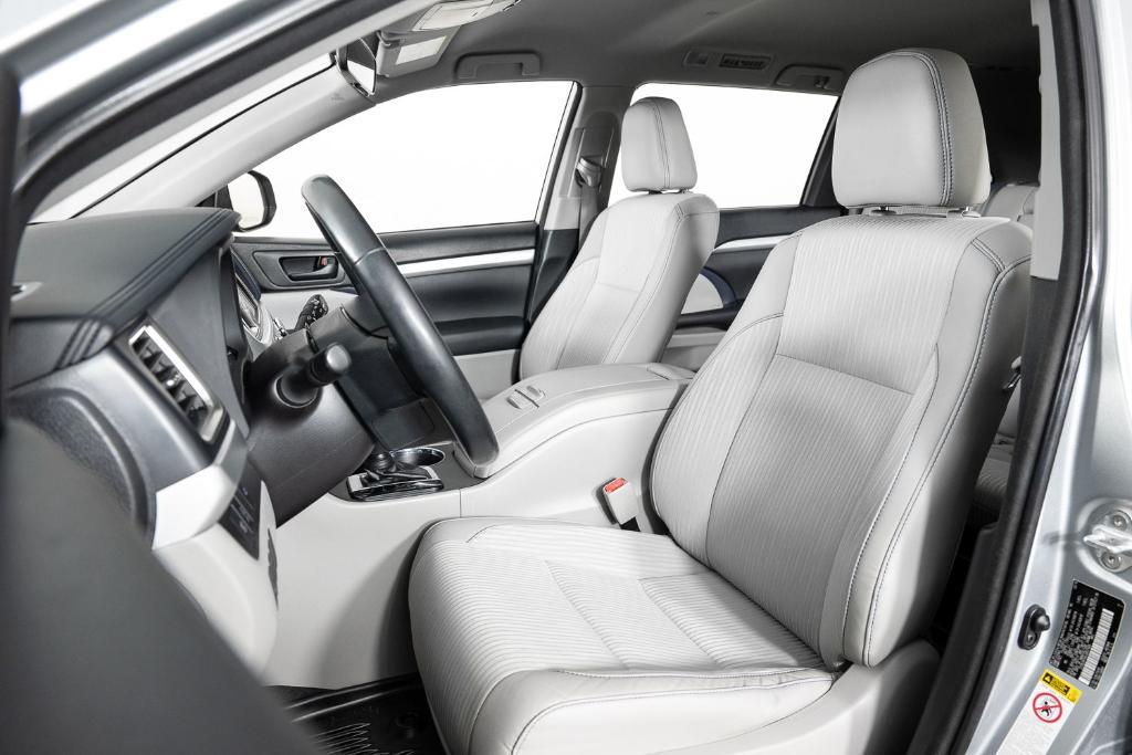 used 2018 Toyota Highlander car, priced at $24,995