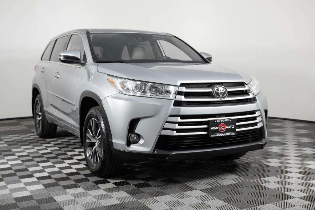 used 2018 Toyota Highlander car, priced at $24,995
