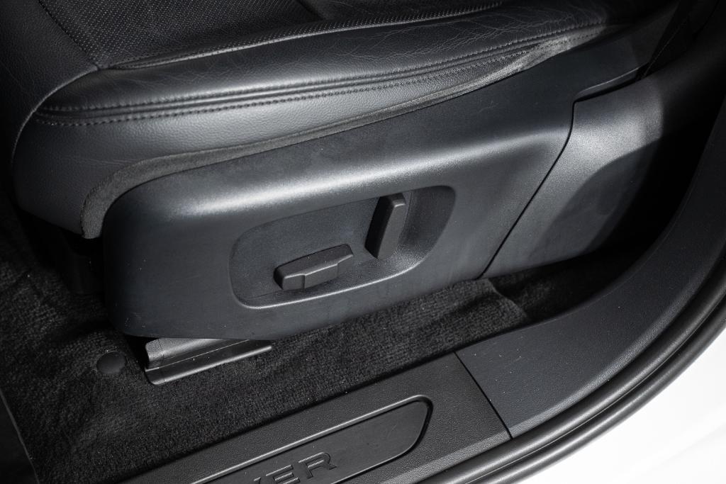 used 2020 Land Rover Range Rover Evoque car, priced at $23,995