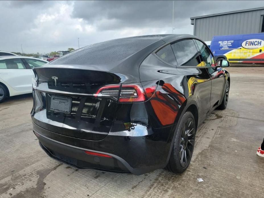 used 2021 Tesla Model Y car, priced at $28,995