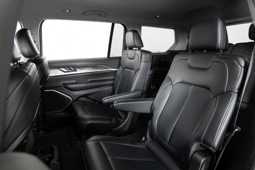 used 2022 Jeep Grand Cherokee L car, priced at $31,995