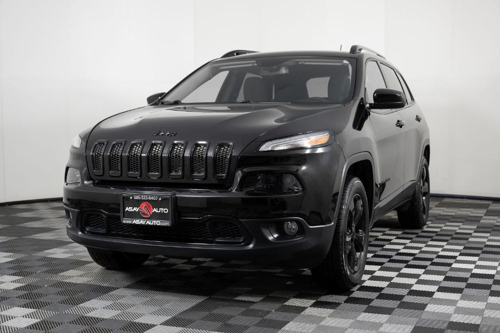used 2018 Jeep Cherokee car, priced at $15,495
