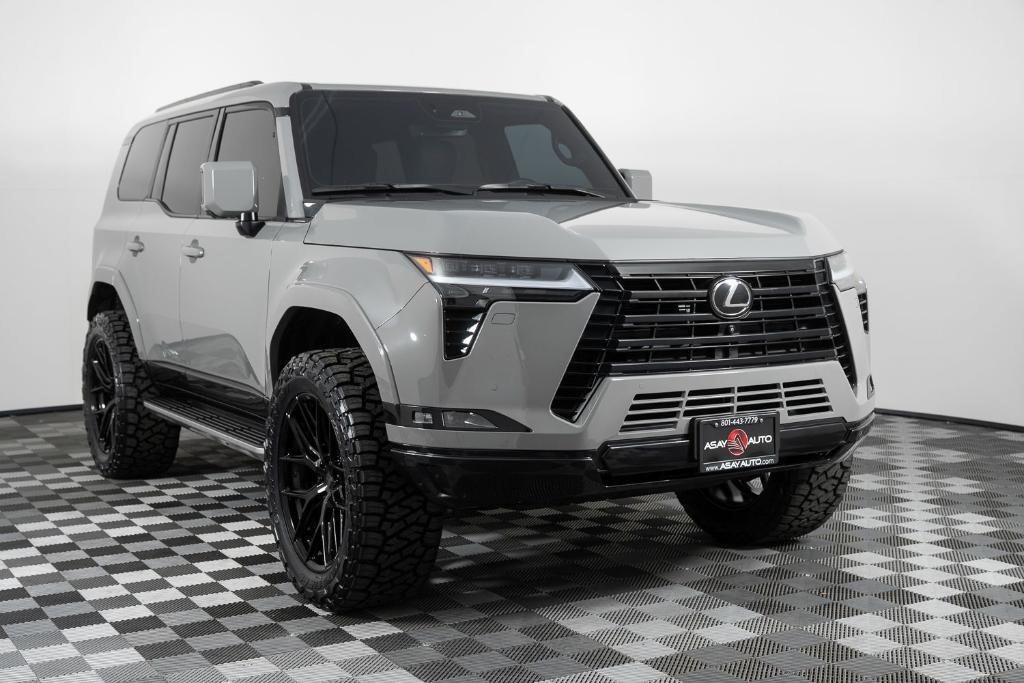 used 2024 Lexus GX 550 car, priced at $96,495