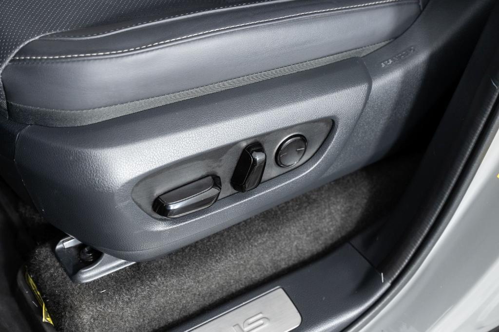 used 2024 Lexus GX 550 car, priced at $96,495